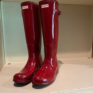 Hunter original Tall Gloss Military Red Rain Boot Size 9